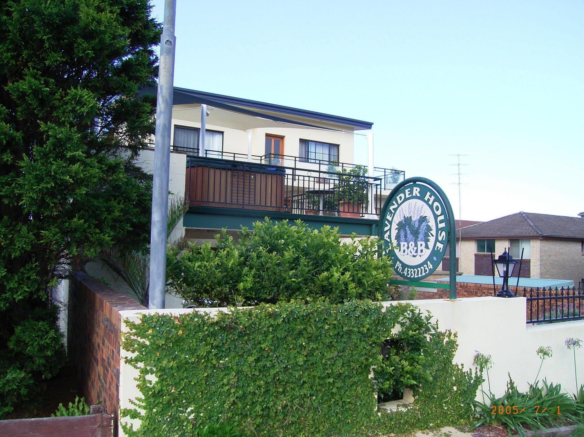 Lavender House Bed & Breakfast Entrance Exteriör bild